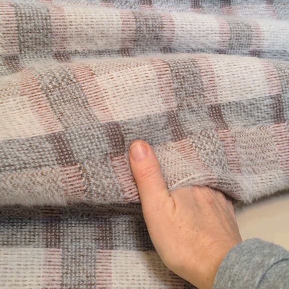 Pilcro ELiza Eyelash Sweater Jacket Size XL - Picture 5 of 11